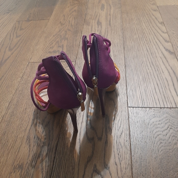 Aldo heels - Picture 2 of 2